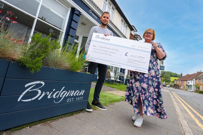 Bridgman donates over £10,800 to Greenfingers Charity during RHS Chelsea Flower Show