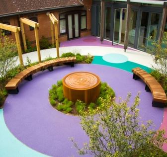 Are you a children hospice care centre in need and would like to create an inspiring outdoor space for the children? Contact Greenfingers Charity!