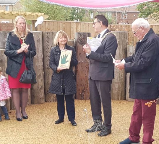 Greenfingers ‘Nest & Rest’ garden opens at Grace House, Sunderland