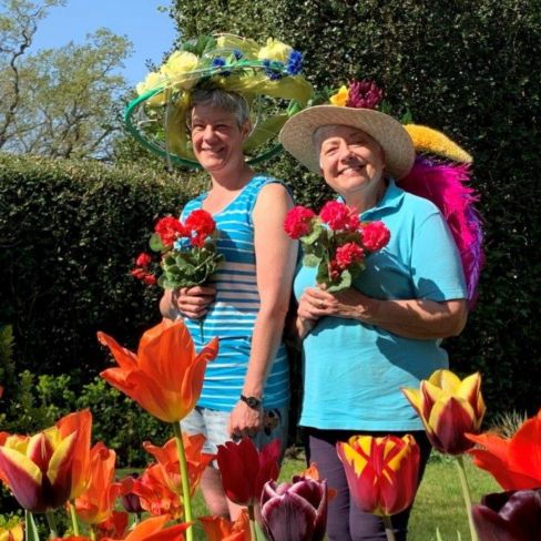 Sue Allen and Tammy Woodhouse to Brave the Shave on Garden Re-Leaf Day