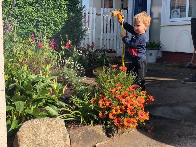 This week #FloralFriday is all about the children!